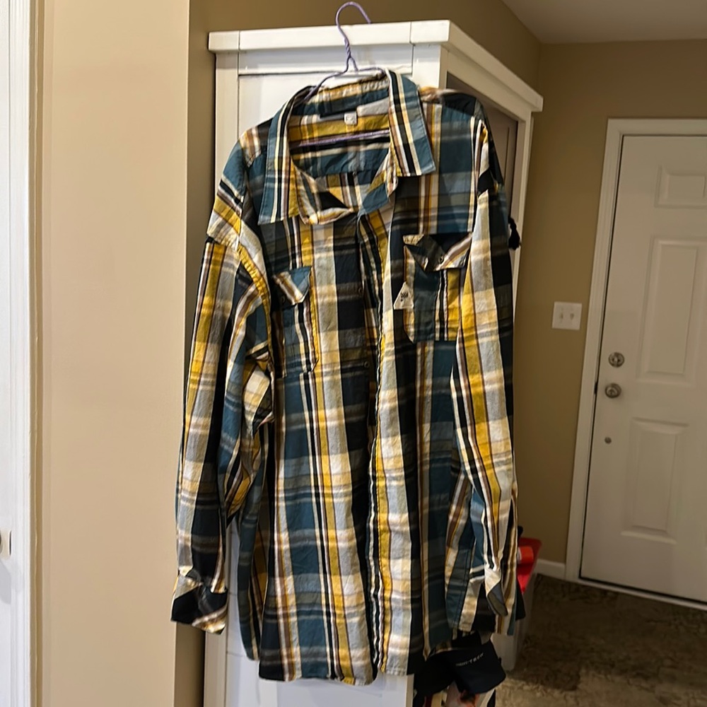 Rocawear plaid button down
